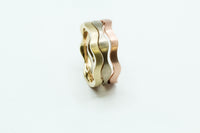 Ring: Welle Weißgold 585/... Brillanten