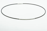Halsreif: Edelstahl Schwarz mit 950 Platin und Brillanten