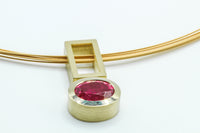 Anhänger aus 585 Gold mit einem pinken Turmalin 2,96 carat.