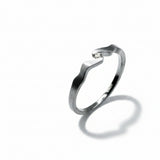 Ring aus Tantal mit Brillant