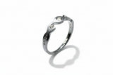 Ring aus Tantal mit Brillanten